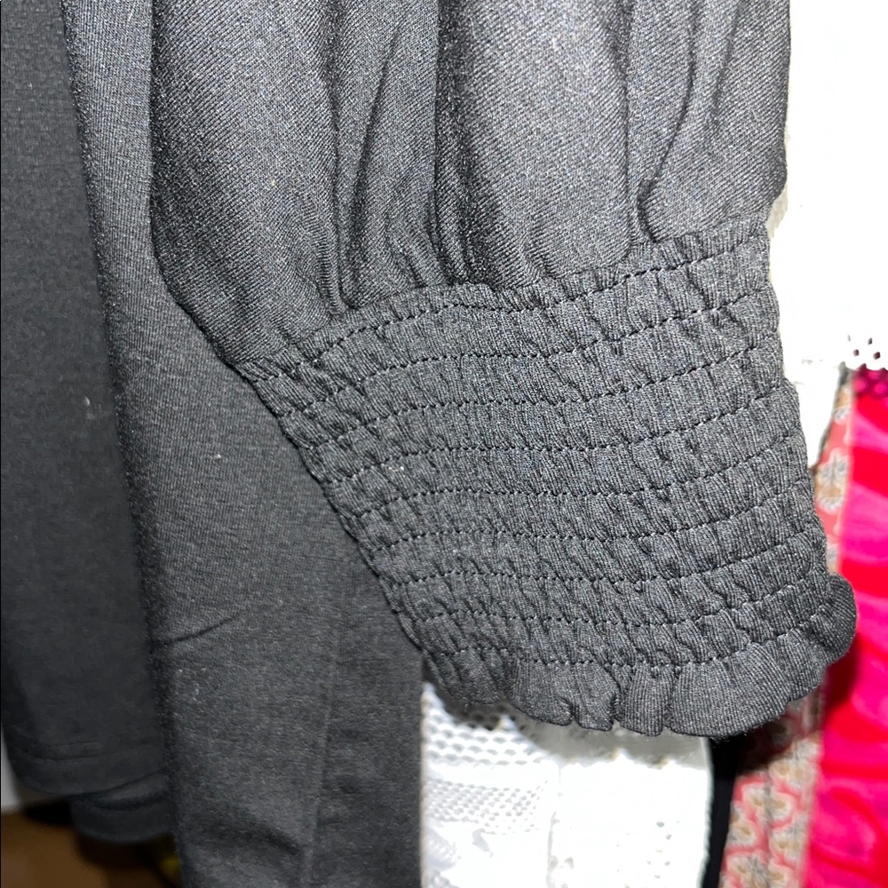 Dokotoo Black Women's Top, Size Large - Picture 3 of 4